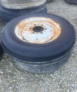Pair of tires on 6 bolt wheels