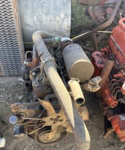 John Deere 3029 engine running
