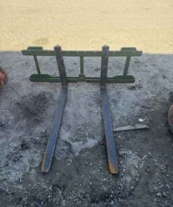John Deere compact tractor pallet forks