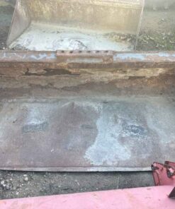 5.5ft skid steer quick tach material bucket