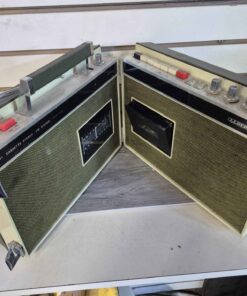 Vintage Lloyds am fm radio cassette player/ recorder
