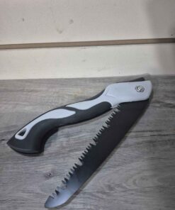 Folding pruning saw