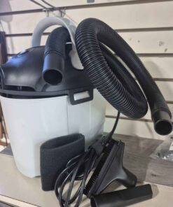 2.5 gallon wet dry vacumn cleaner with hose and attachments