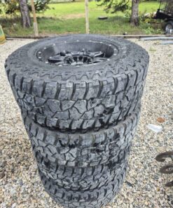 Mickey thompson BAJA ATZ P3.... LT285/70R17 on 6 bolt aluminum rims, which appear to fit Ford and possibly more
