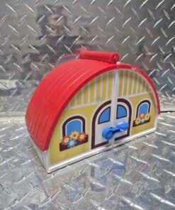 Vintage opening house