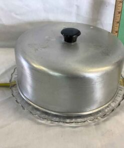 Covered Cake Server