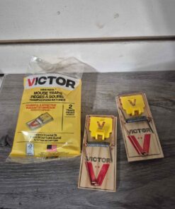 Victor pack of 2 mouse traps