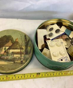 Vintage Tin of Buttons
