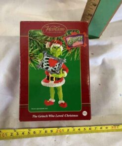 Carleton Cards Ornament - The Grinch