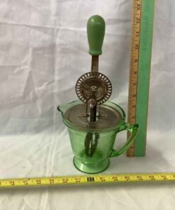 Depression glass measuring cup/mixing bowl c/w metal beater