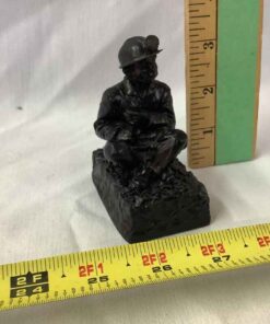 Figurine E. J. collectibles, miner made from English coal