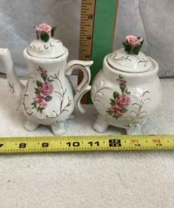 Child size cream & sugar