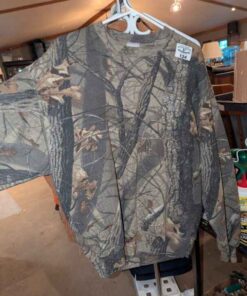 Outdoors sweat shirts -Size Large with Real Tree Woods print