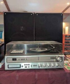 Zenith Turntable AM/FM, 8 track/cassette player & Allegro 30000 Speakers