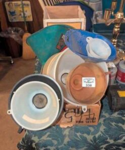 Assorted shop Funnels