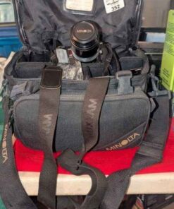 Minolta 7000 Maxxum Camera with lens and carry case