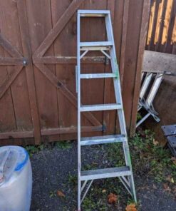 Aluminum A frame Ladder