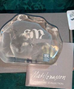 Mats Jonasson etched crystal fox Paperweight