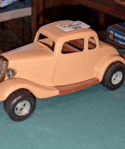 Durant 1934 Ford Victoria Plastic model car