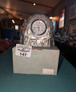 Seagull Horse & Hunter table clock