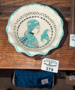 Decorative Ceramic bowl on stand