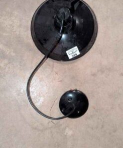 Metal hanging light fixture
