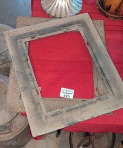 Cast grate supports