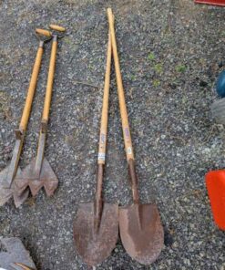 Garant round mouth shovels
