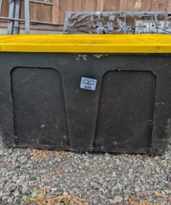 Strong and tuff 140 litre storage tote
