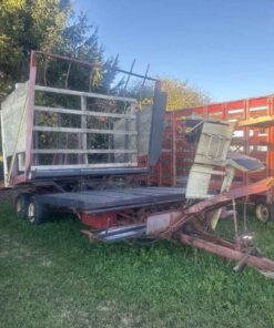 Newholland 1033 automatic bale stacker wagon