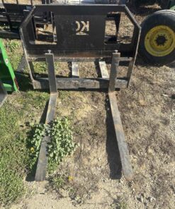 Unused kc skid steer quick tach pallet forks