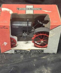 1/16 McCormick Deering 15-30