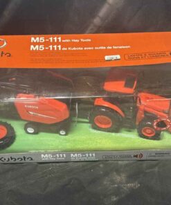 Kubota M5 111 toy set