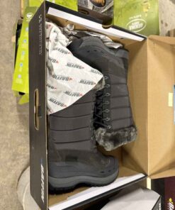 Unused size 6 boots