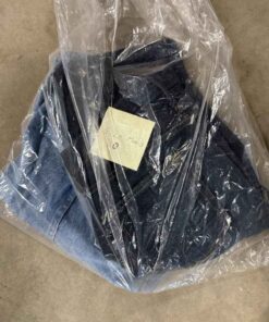 2 pairs of men’s size 30 jeans
