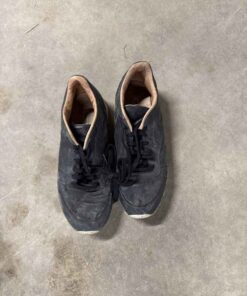 One pair of size 10 shoes
