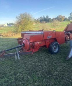 Massey Ferguson 228 square bailer with 212 hyd thrower