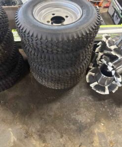 4 unused 4,80/400-8 tires on 4 bolt wheels