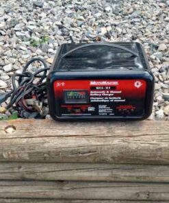 Motomaster battery charger