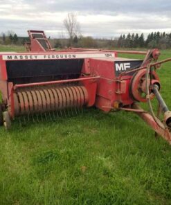 124 Massey Square baler with thrower!