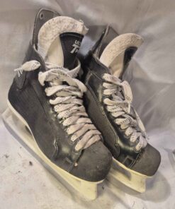 Hockey skates good condition