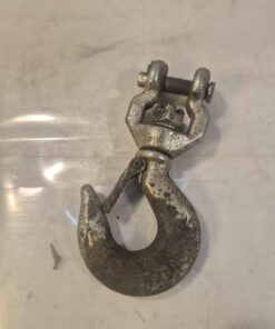 Swivel hook with large