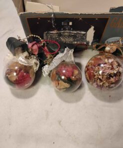 Decorative Christmas tree ornaments