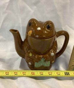 Frog Tea Pot