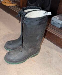 Insulated Rubber Boots Size 6