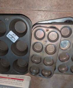 Metal muffin tins