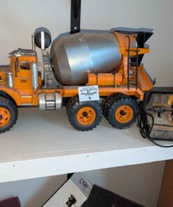 New Bright powered Cement Truck