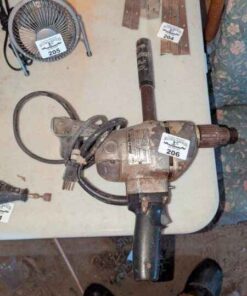 Black and Decker Reversible drill