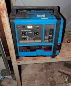 Yamaha EF1000 Generator