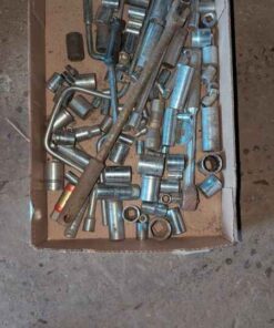 Sockets, breaker bar, ratchet wrench